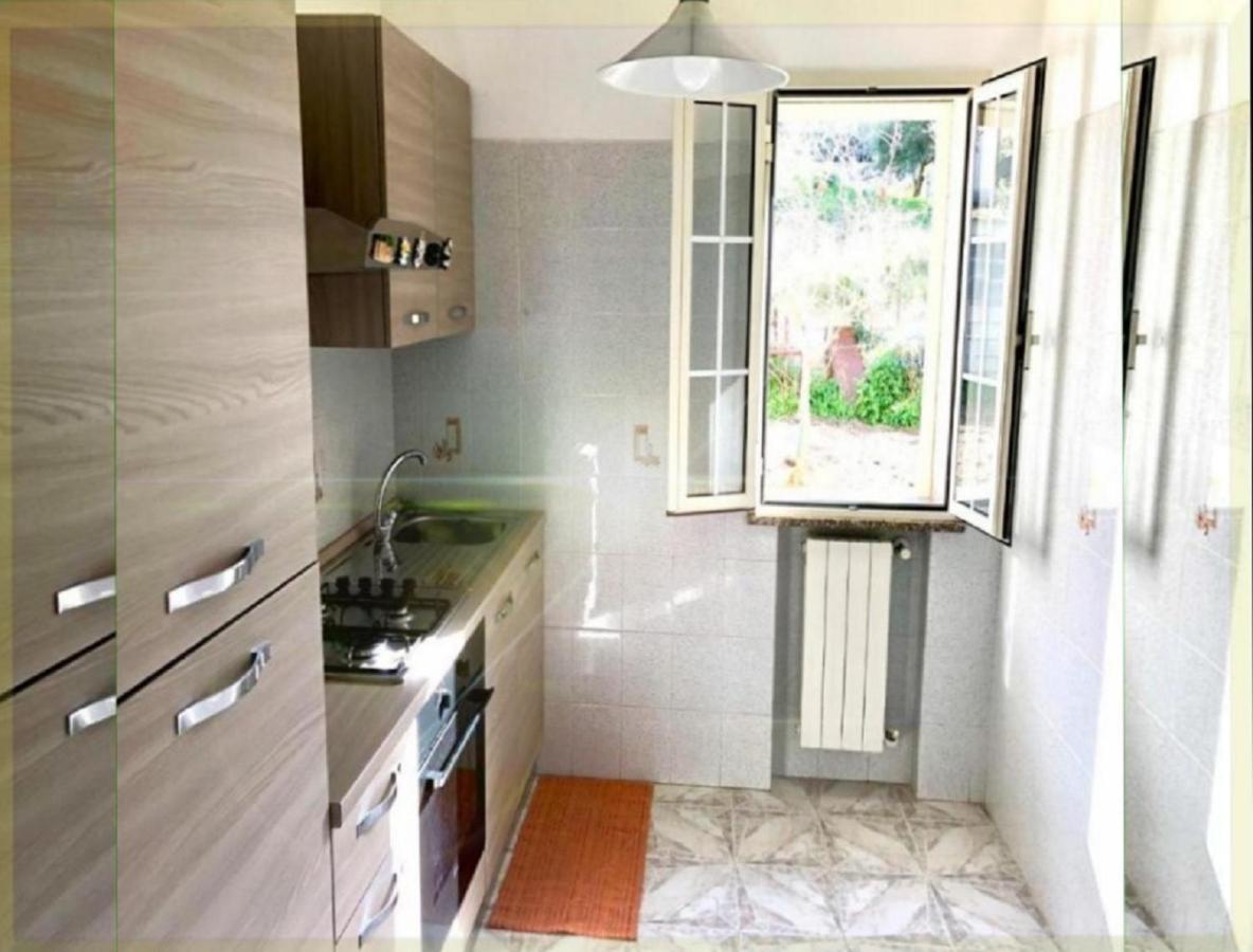 Casa Dolce Hibiscus Lägenhet Olbia Exteriör bild