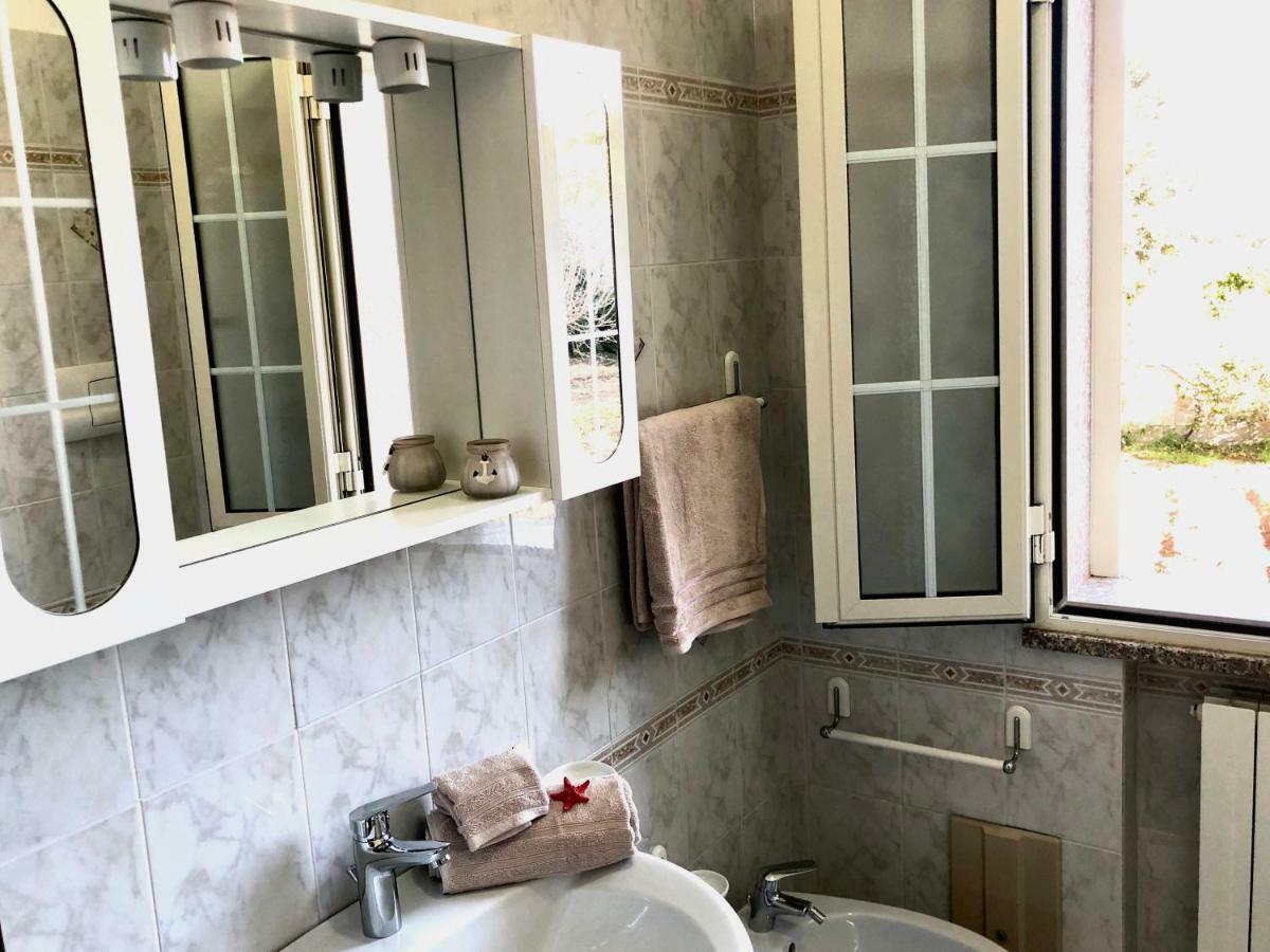 Casa Dolce Hibiscus Lägenhet Olbia Exteriör bild